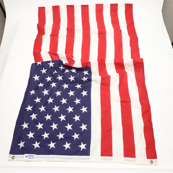 Vintage Valley Forge Flag Sentinel American USA Flag 3 X 5 feet - Picture 1 of 3